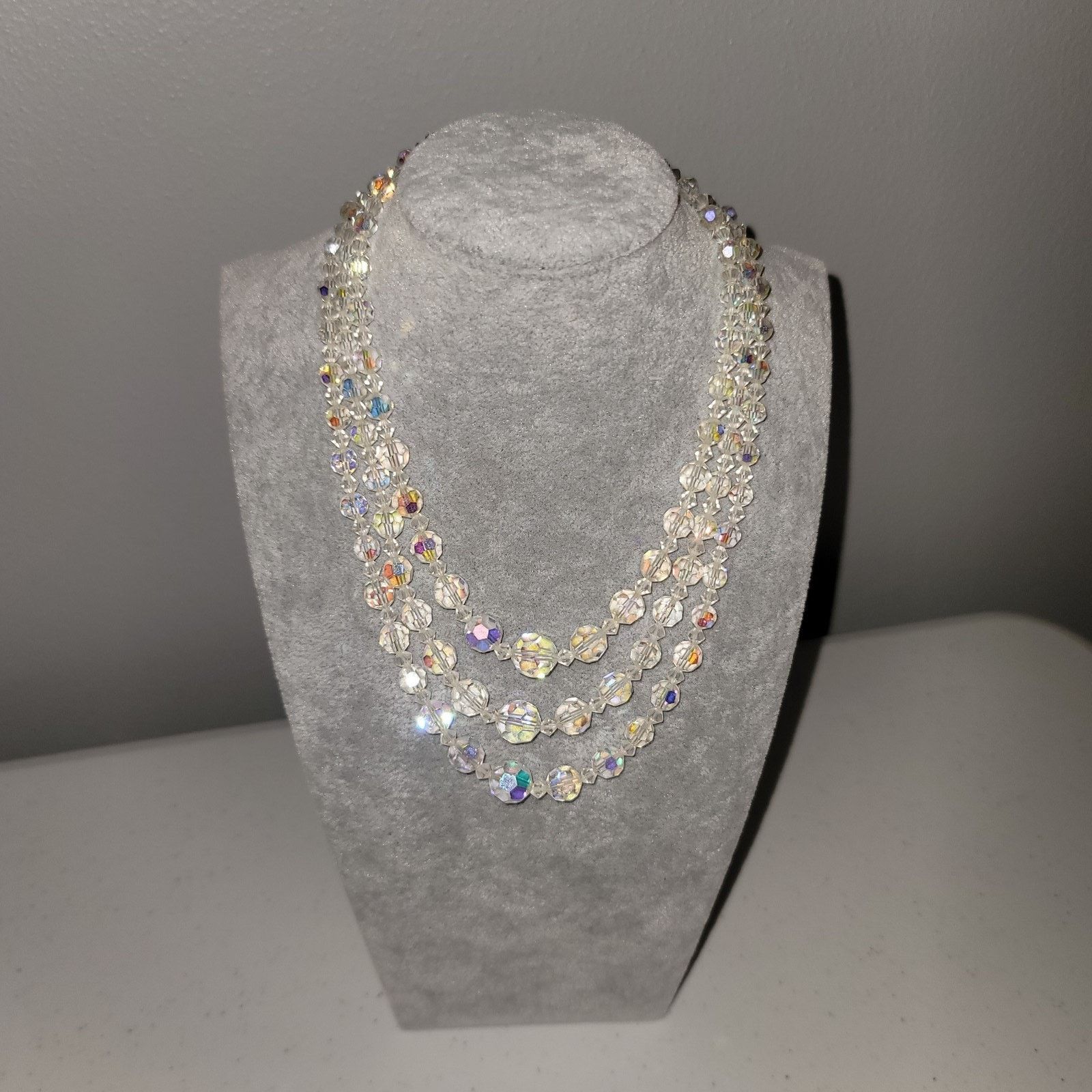 Vintage VTG c1950s 18" 3-Strand Iridescent Aurora Borealis Necklace Size ONE SIZE - 1 Thumbnail