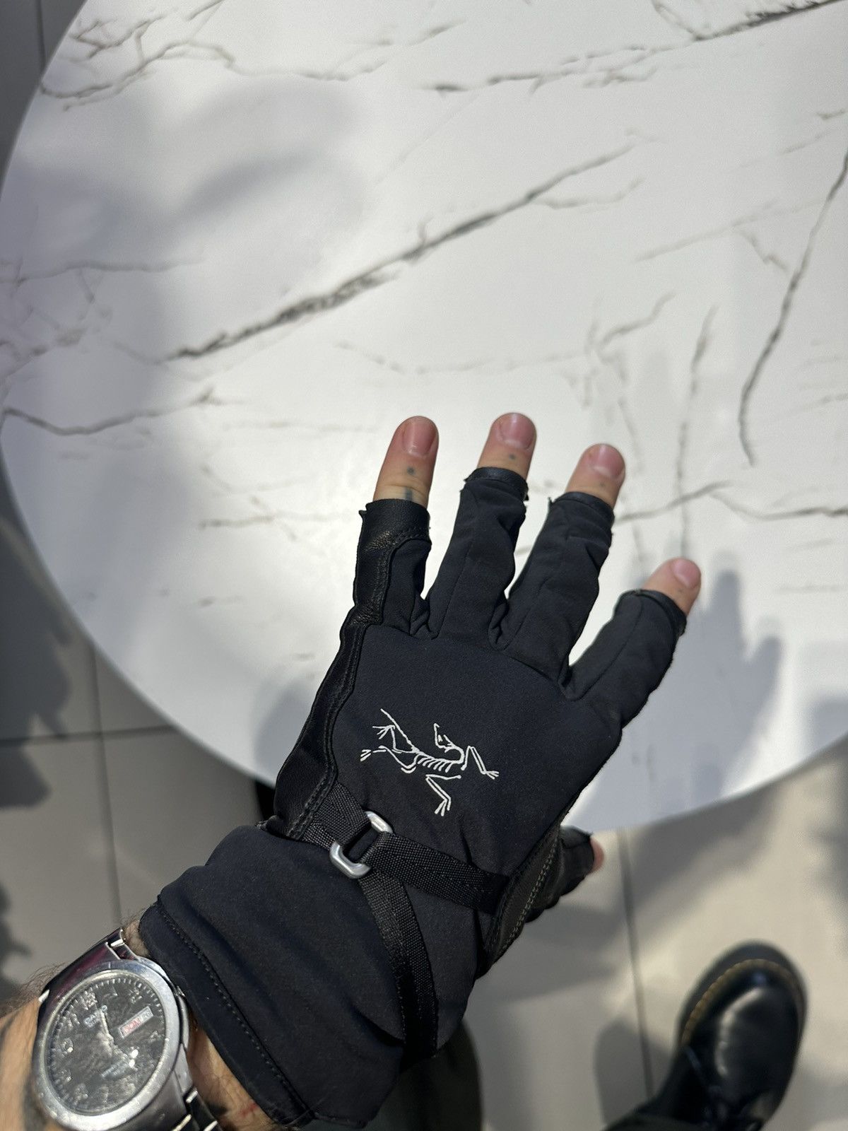 Arc'teryx × Vintage Arcteryx alpha sl glove | Grailed
