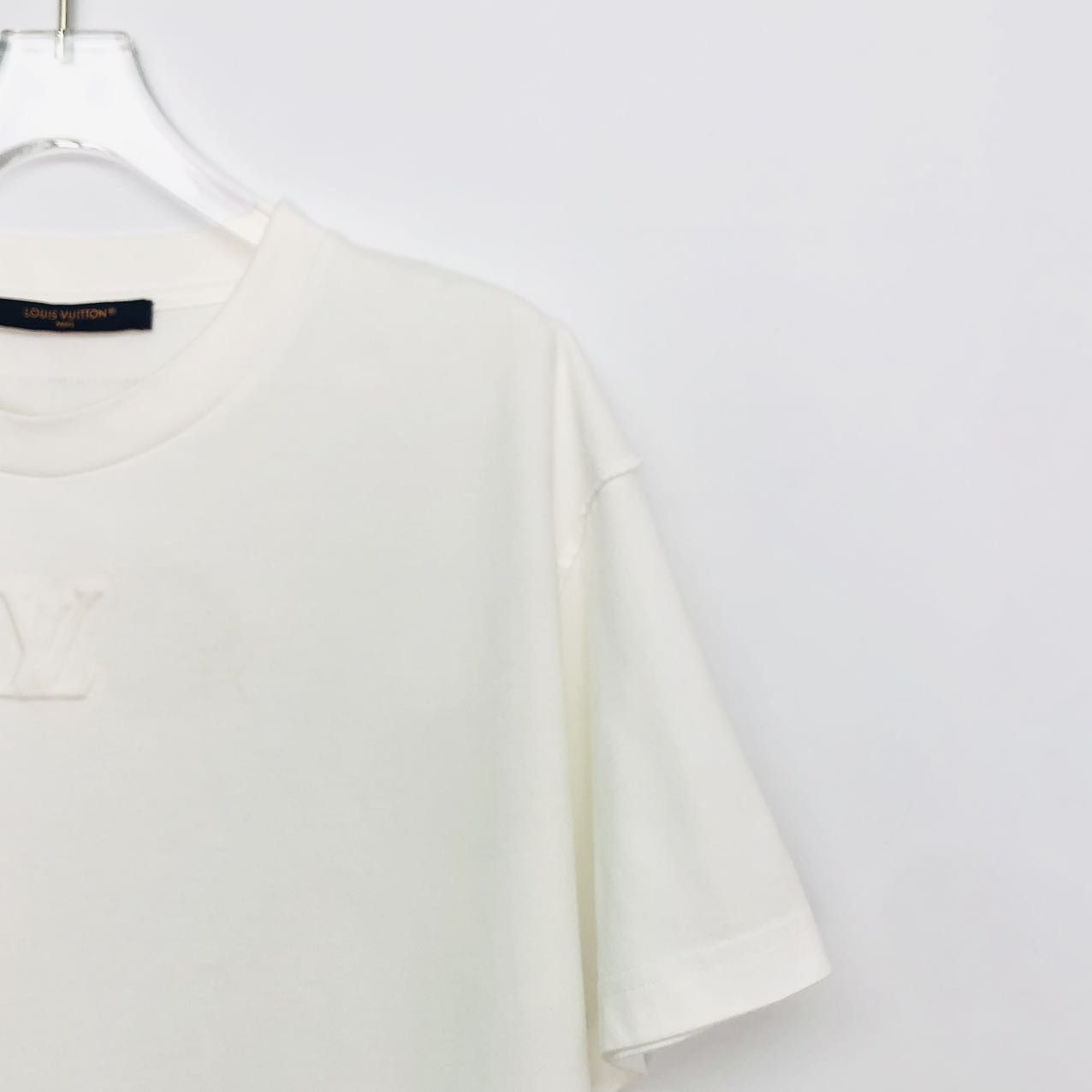 Louis Vuitton Louis Vuitton Logo Casual Short Sleeve T-shirt K26WX Size US S / EU 44-46 / 1 - 3 Thumbnail