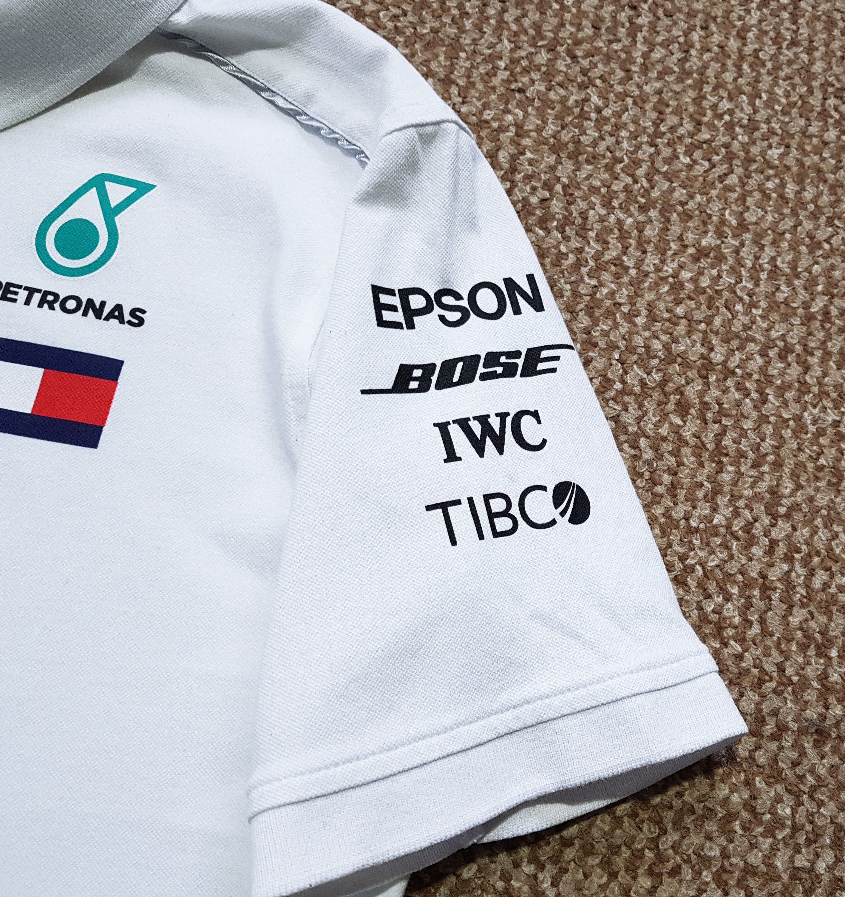 Formula 1 Mercedes AMG Petronas F1 Team Polo Shirt Qualcomm Bose sz M Size US M / EU 48-50 / 2 - 5 Thumbnail