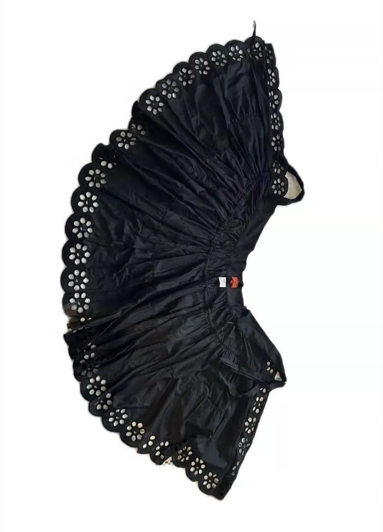 Vivienne Westwood Vivienne Westwood sizeM Black embroidered lace skirt Size 26" / US 2 / IT 38 - 2 Thumbnail