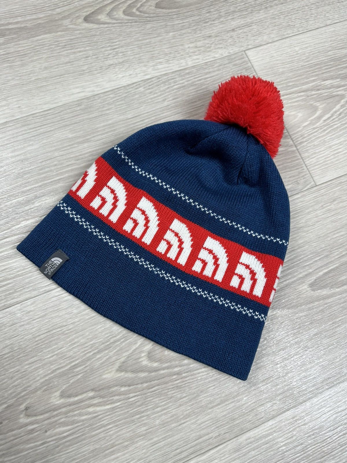 The North Face × Vintage Vintage The North Face Pom Pom Unisex Hats Size ONE SIZE - 1 Thumbnail