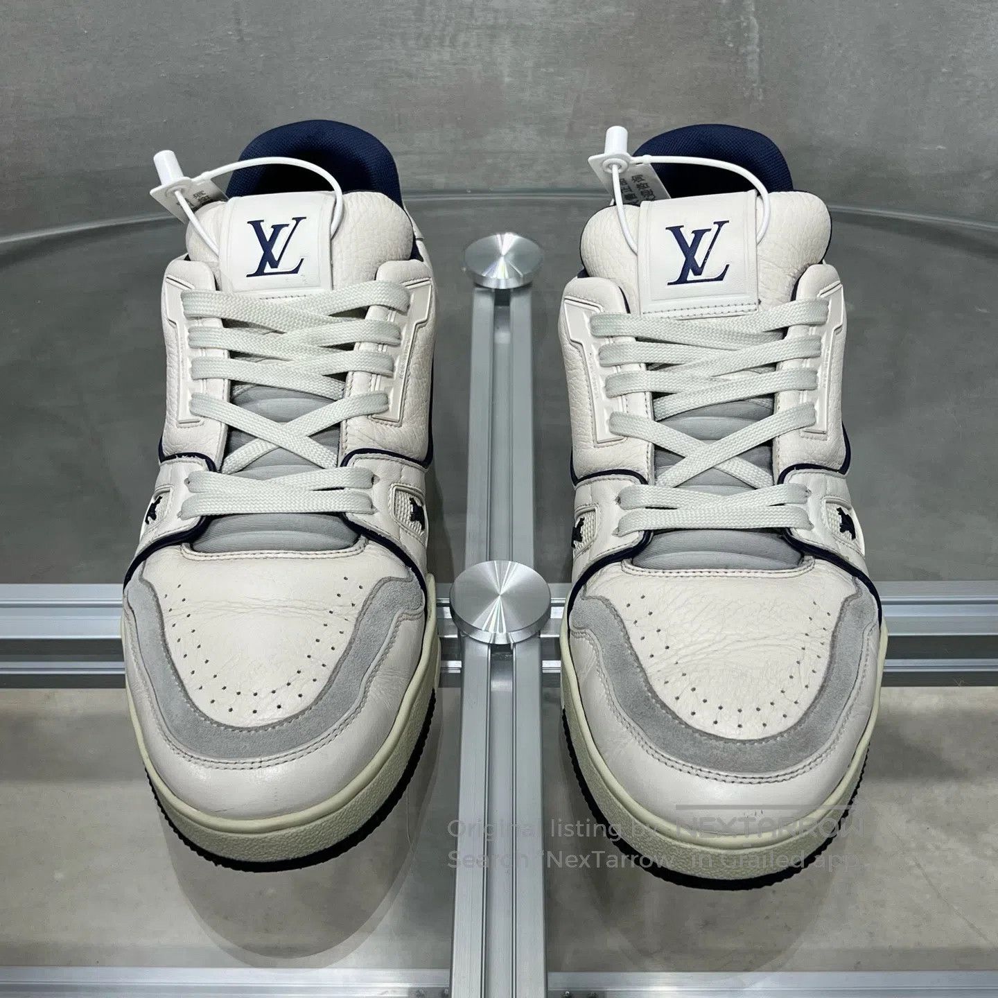 Louis Vuitton Louis Vuitton LV Trainer White and Blue shoes Size US 9.5 / EU 42-43 - 2 Thumbnail