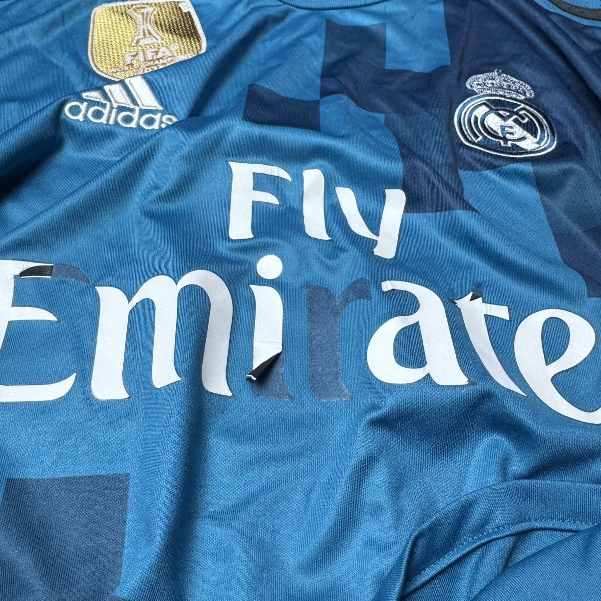 Adidas REAL MADRID 2017 2018 FOOTBALL SHIRT SOCCER JERSEY ADIDAS Size US M / EU 48-50 / 2 - 10 Thumbnail