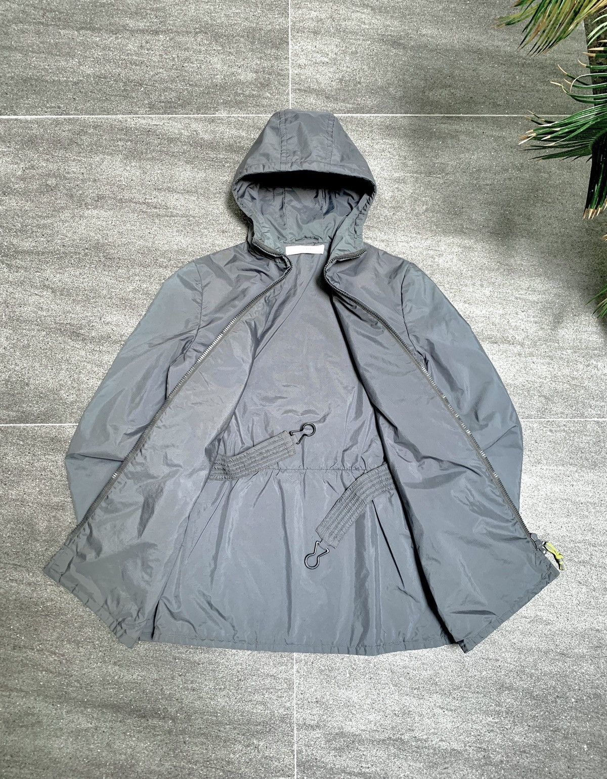 Miu Miu 90s Nylon Belted Jacket Size M / US 6-8 / IT 42-44 - 5 Thumbnail