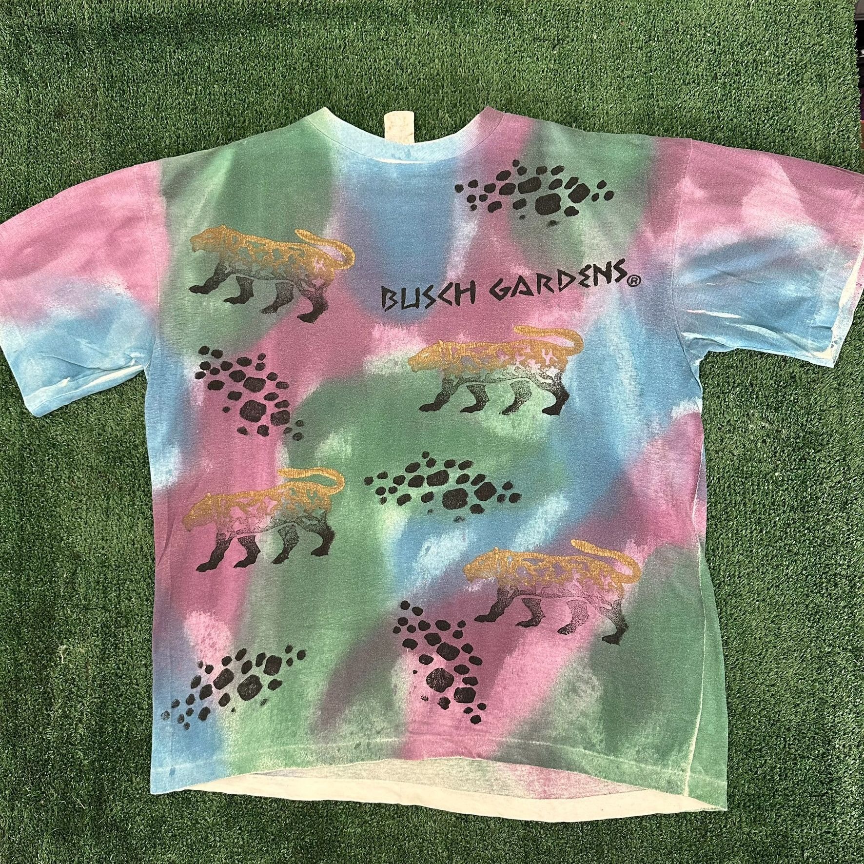 Vintage Vintage 90s Busch Gardens T-Shirt Tie Dye Jaguar Nature Tee Size US L / EU 52-54 / 3 - 1 Thumbnail