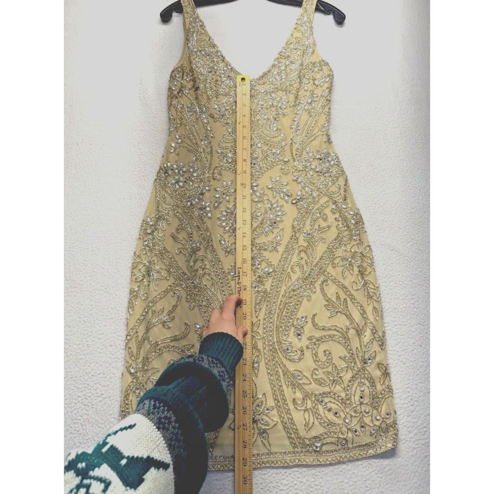 Vintage VINTAGE Theia Beaded Dress Women's 4 Knee Length Champagne Sleeveless V-Neck Pencil Dress Reg/Regular Formal Wedding Party/Cocktail Mens Girls? Size S / US 4 / IT 40 - 3 Thumbnail