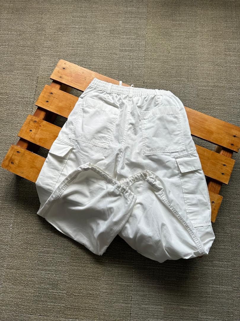 GU × Japanese Brand GU PARACHUTE CARGO BAGGY PANTS Size US 30 / EU 46 - 2 Thumbnail