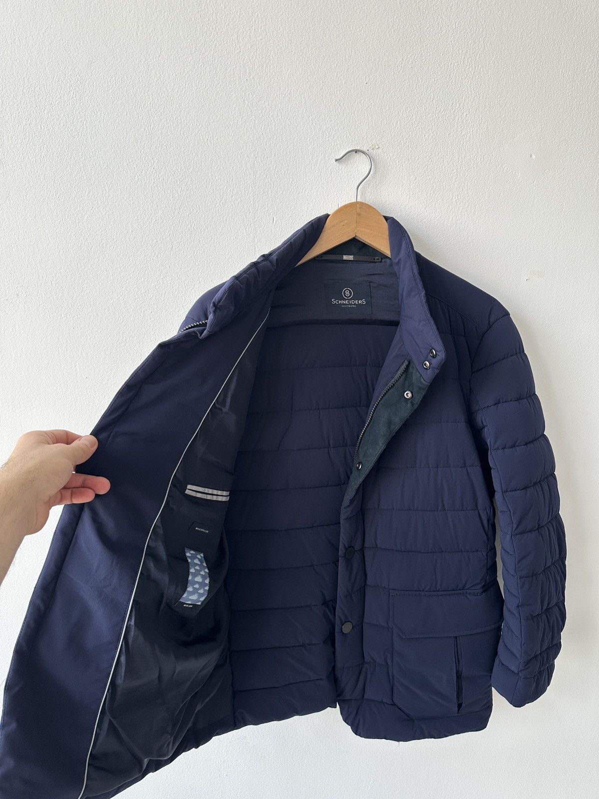 Schneiders Schneiders Salzburg Navy Quilted Micro Down Jacket Size US S / EU 44-46 / 1 - 7 Thumbnail