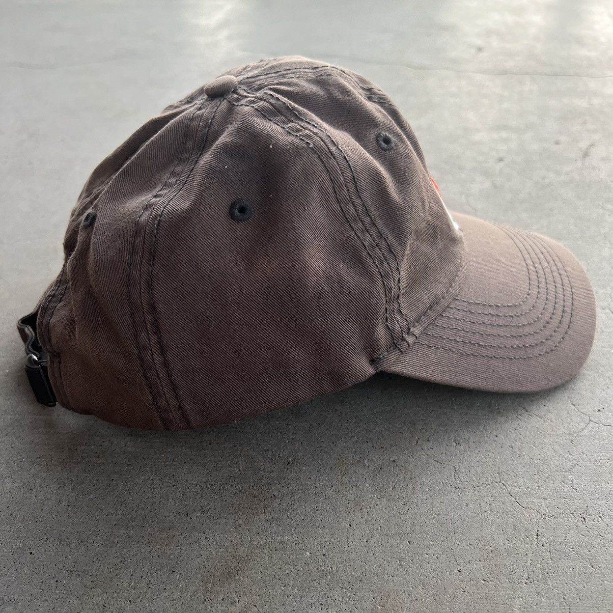 Vintage Vintage Mac Trucks Brown Faded Cap Size ONE SIZE - 4 Thumbnail