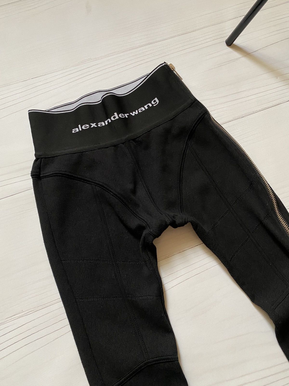 Alexander Wang Alexander Wang Side Zip Logo Waistband Leggings Size 30" / US 8 / IT 44 - 6 Thumbnail