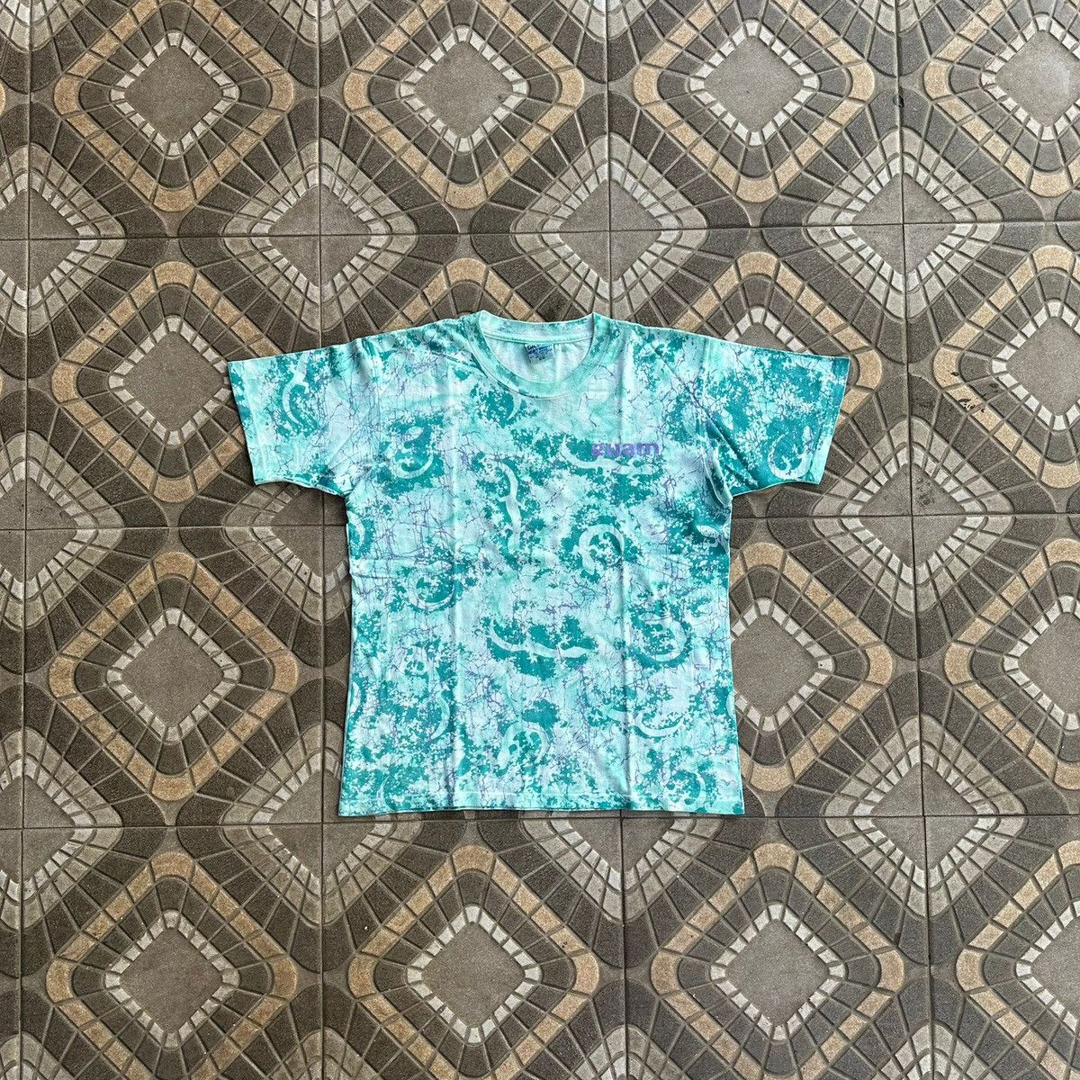 RARE Vintage GUAM Abstract T-Shirt