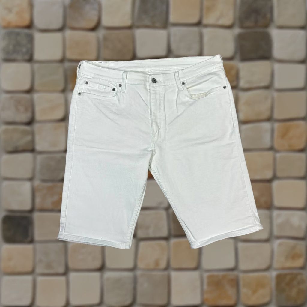 Levi's Item Specifications: Brand: Adidas Size US 38 / EU 54 - 1 Thumbnail