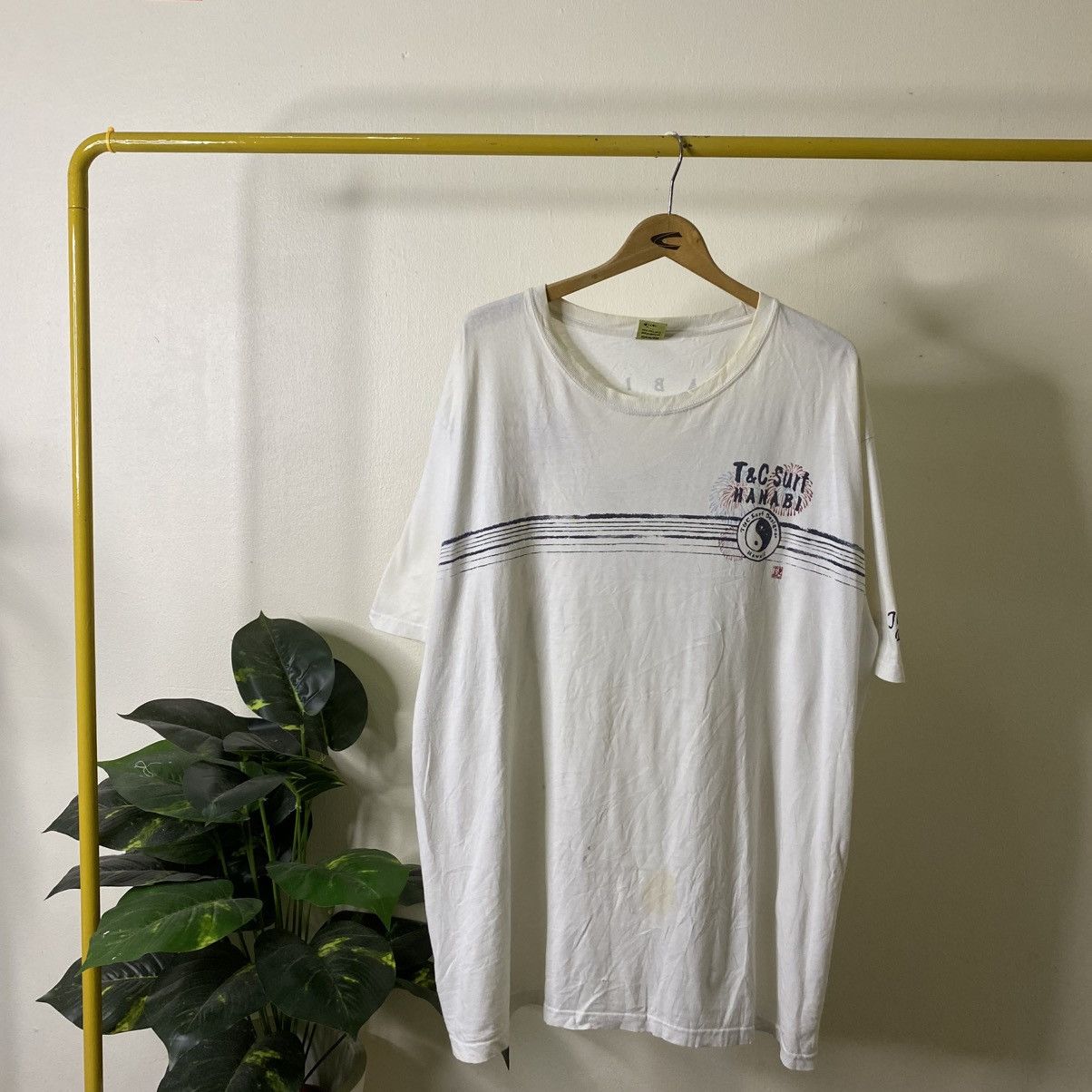 Vintage Y2K T&C Surf Crazy Back Graphic Surfing T Shirt Size US XXL / EU 58 / 5 - 7 Thumbnail