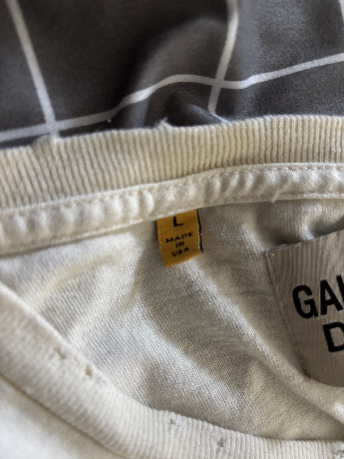 Gallery Dept. Gallery dept 8ball T (distressed) Size US L / EU 52-54 / 3 - 6 Thumbnail