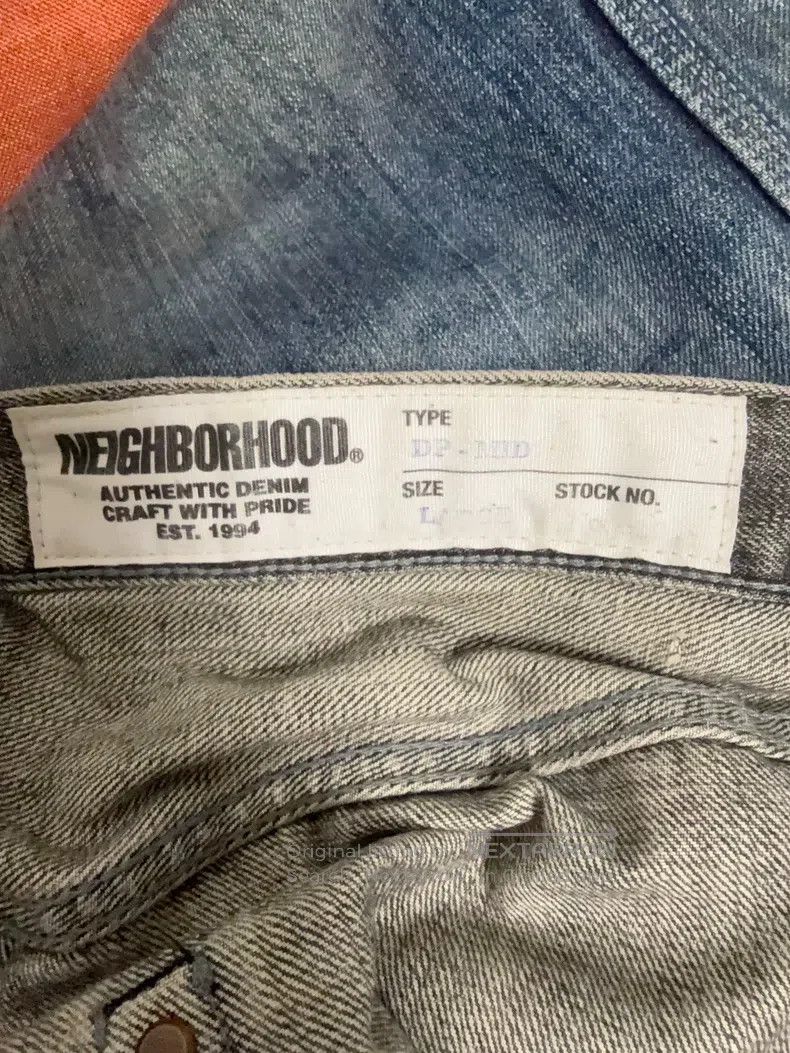 Neighborhood Neighborhood size L Jeans Size US 27 - 3 Thumbnail