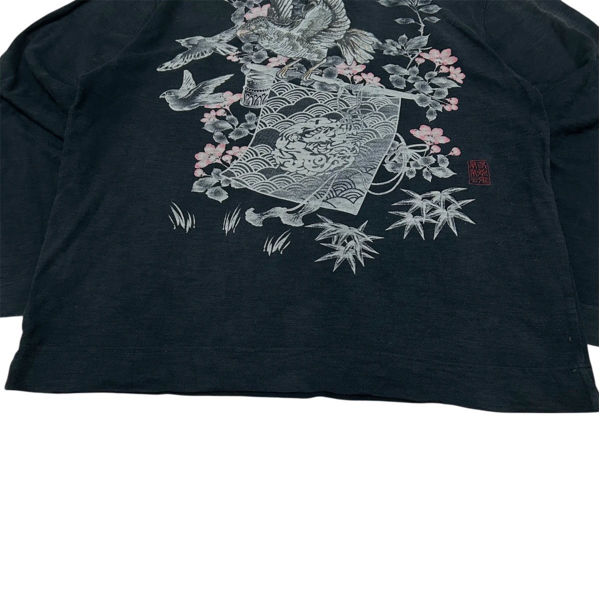Karakuri Tamashii Vintage Japanese KARAKURI TAMASHII Souvenir Dragon Tshirt Size US XL / EU 56 / 4 - 4 Thumbnail