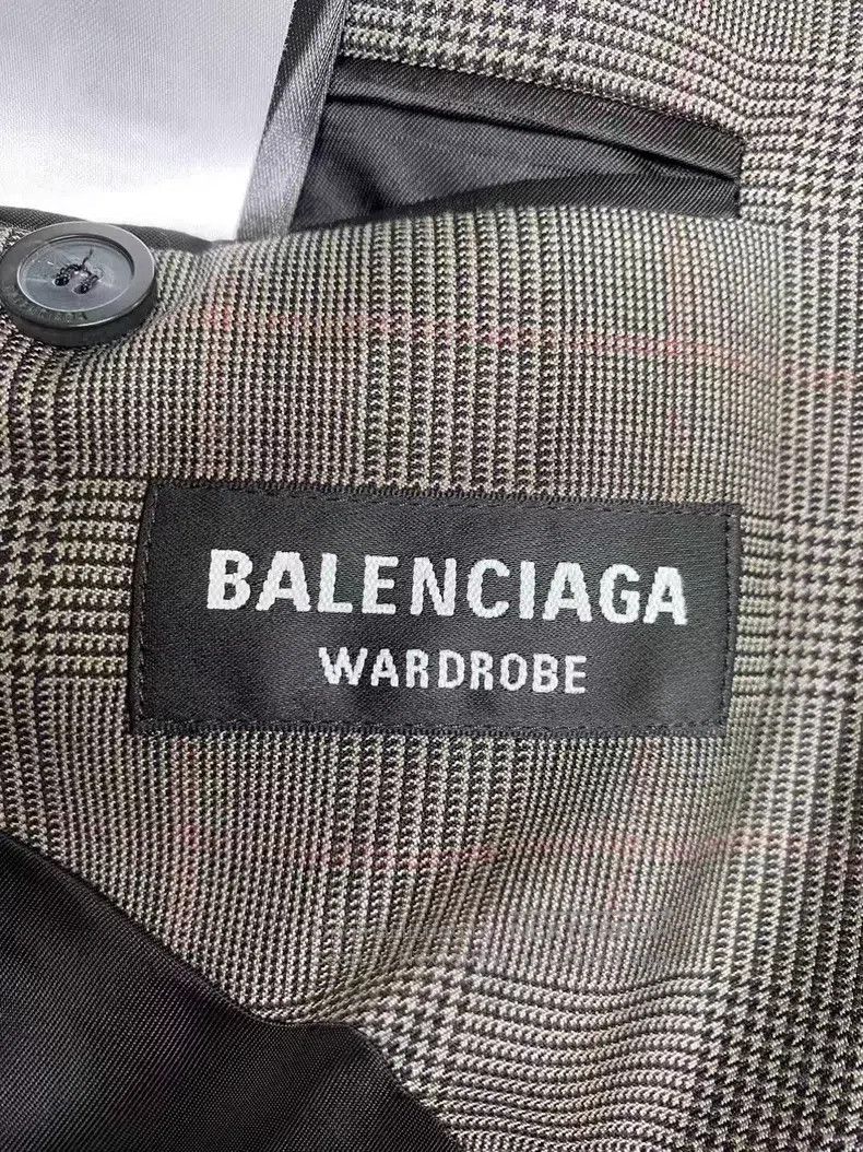 Balenciaga Balenciaga Sleeve Logo Suit Jacket Size US S / EU 44-46 / 1 - 5 Thumbnail