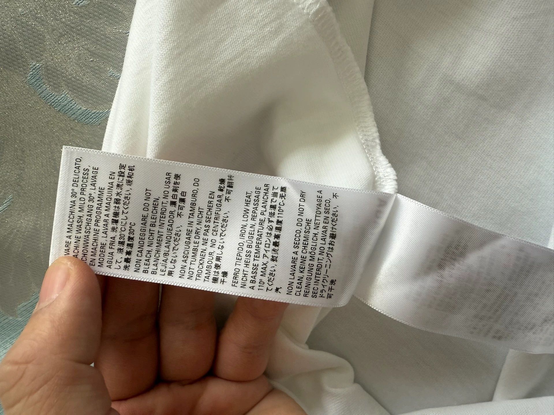 Balenciaga Balenciaga White Oversized T-Shirt XS (Fits XL)Graffiti Size US XS / EU 42 / 0 - 6 Thumbnail