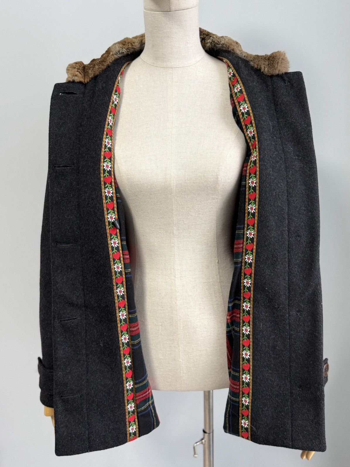 Dolce & Gabbana Dolce & Gabbana D&G Black Wool Coat Real Rabbit Fur Hood Size M / US 6-8 / IT 42-44 - 14 Thumbnail