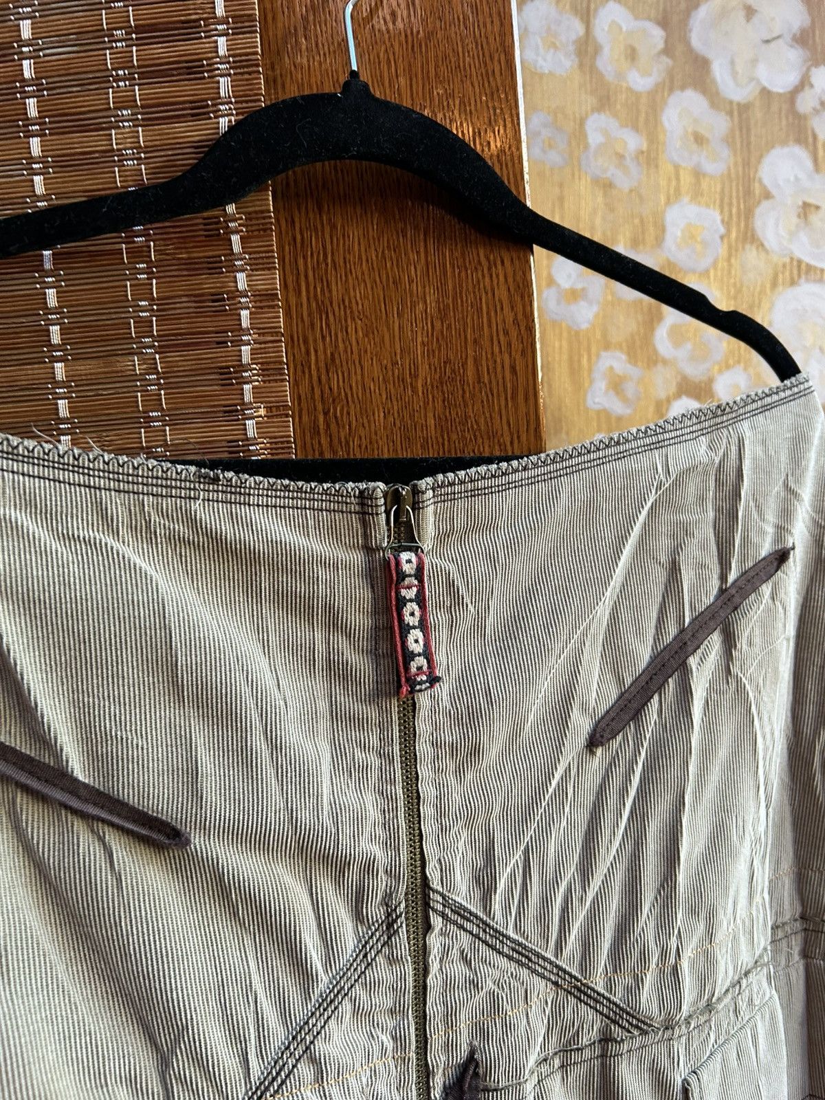 Marithe + Francois Girbaud M+F Girbaud Cargo Utility Pinwale Corduroy Khaki Skirt Size 32" / US 10 / IT 46 - 6 Thumbnail