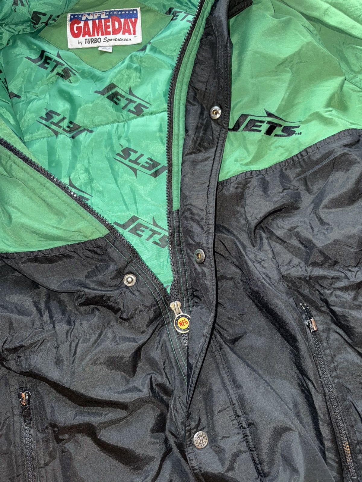NFL Jets GameDay “Starter” vibes really njce condition warm Size US L / EU 52-54 / 3 - 5 Thumbnail