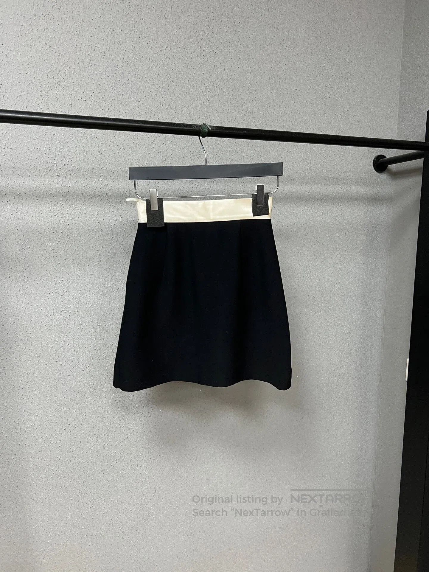Miu Miu miu miu black and white pearl skirt. Size 37" - 2 Thumbnail