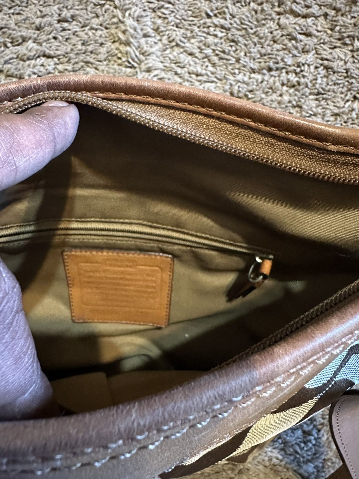 Coach Vintage Coach “triple brown” shoulder purse 00s Size ONE SIZE - 5 Thumbnail