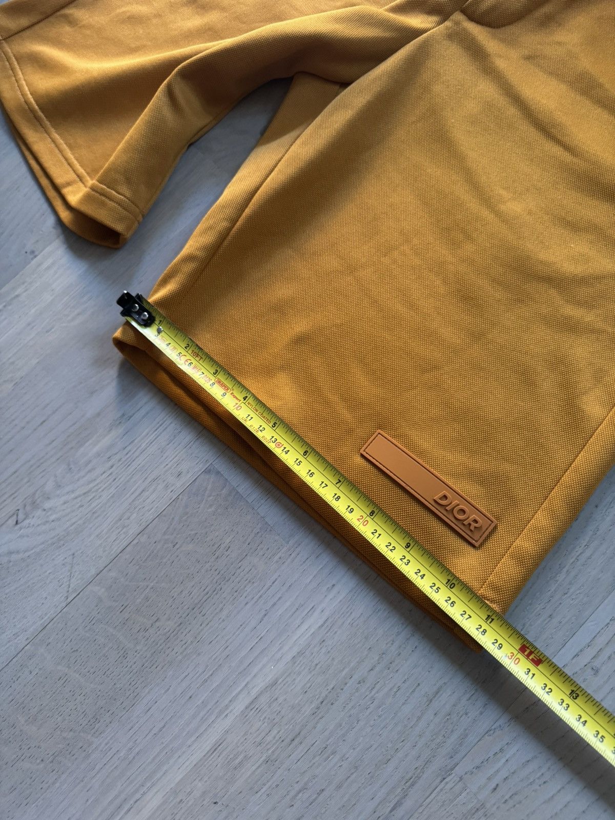Dior DIOR shorts STUDY real measurements in photos shown by tape Size US 30 / EU 46 - 8 Thumbnail
