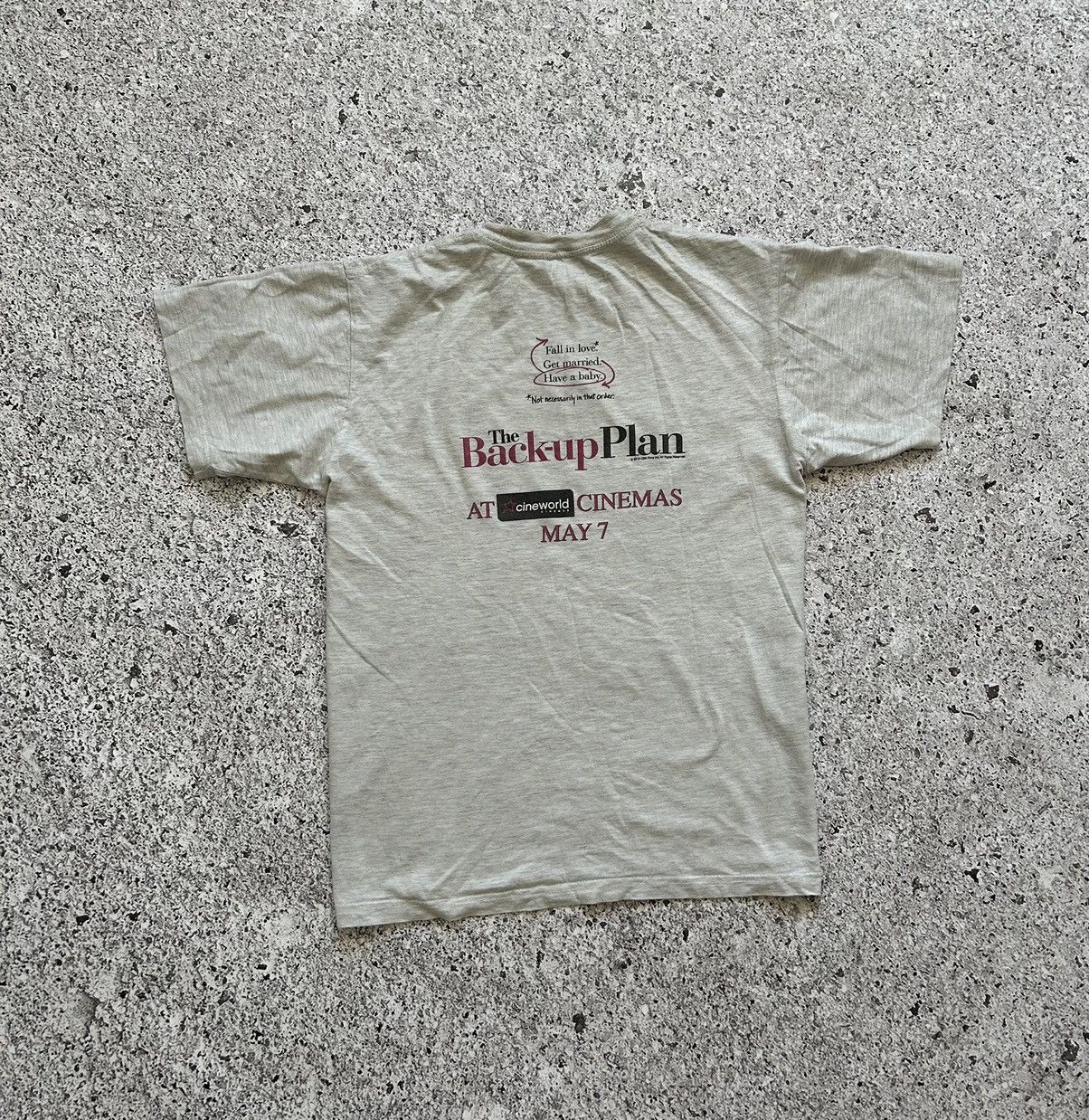 Vintage Vintage 2010 Jennifer Lopez The Back-Up Plan Movie T-Shirt Size US S / EU 44-46 / 1 - 4 Thumbnail