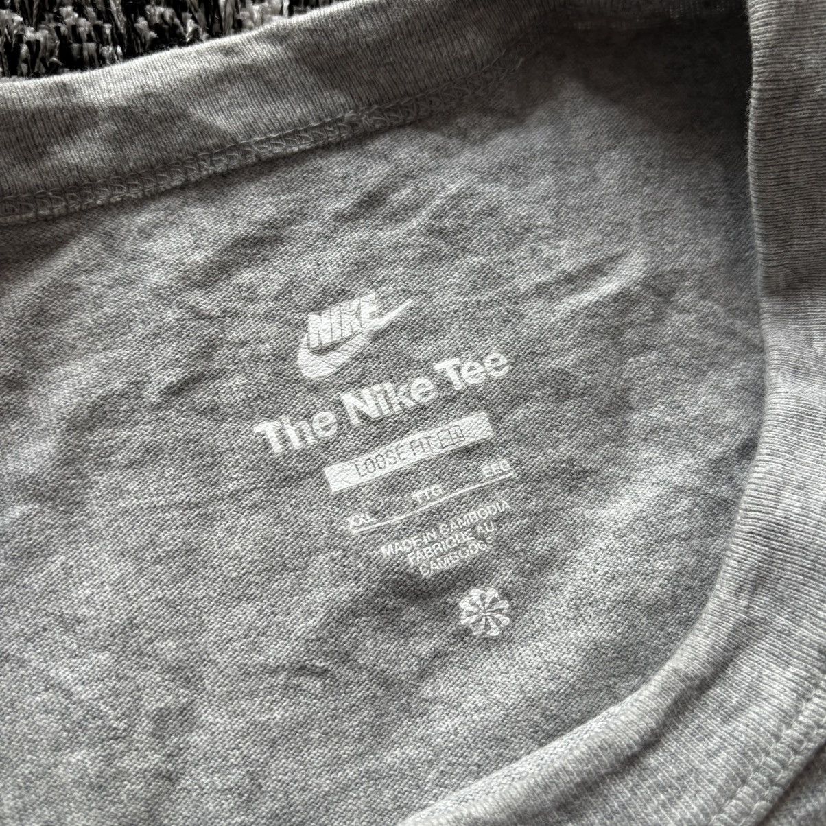 Nike Nike Loose Fit T-Shirt - XXL - Grey Size US XXL / EU 58 / 5 - 3 Thumbnail