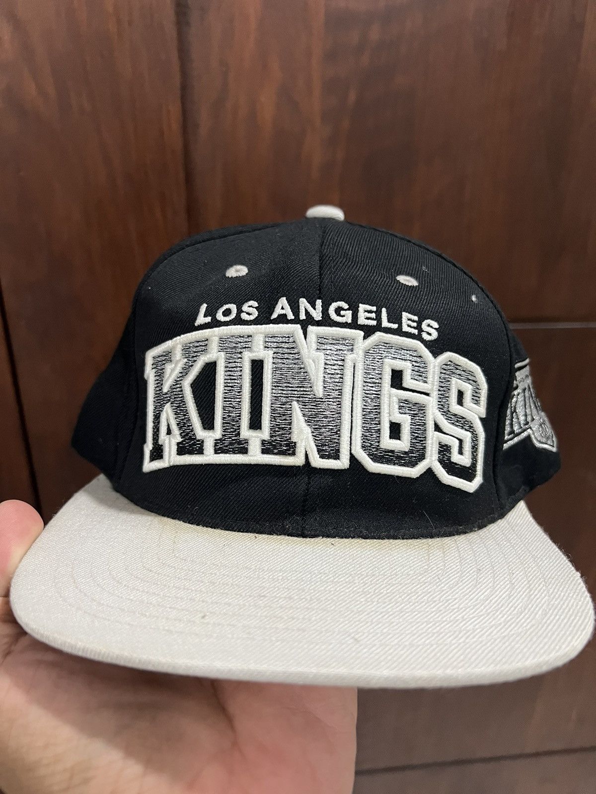 Los Angeles Apparel × Mitchell & Ness × NHL Los Angeles Kings NHL Hat Cap Size ONE SIZE - 2 Thumbnail