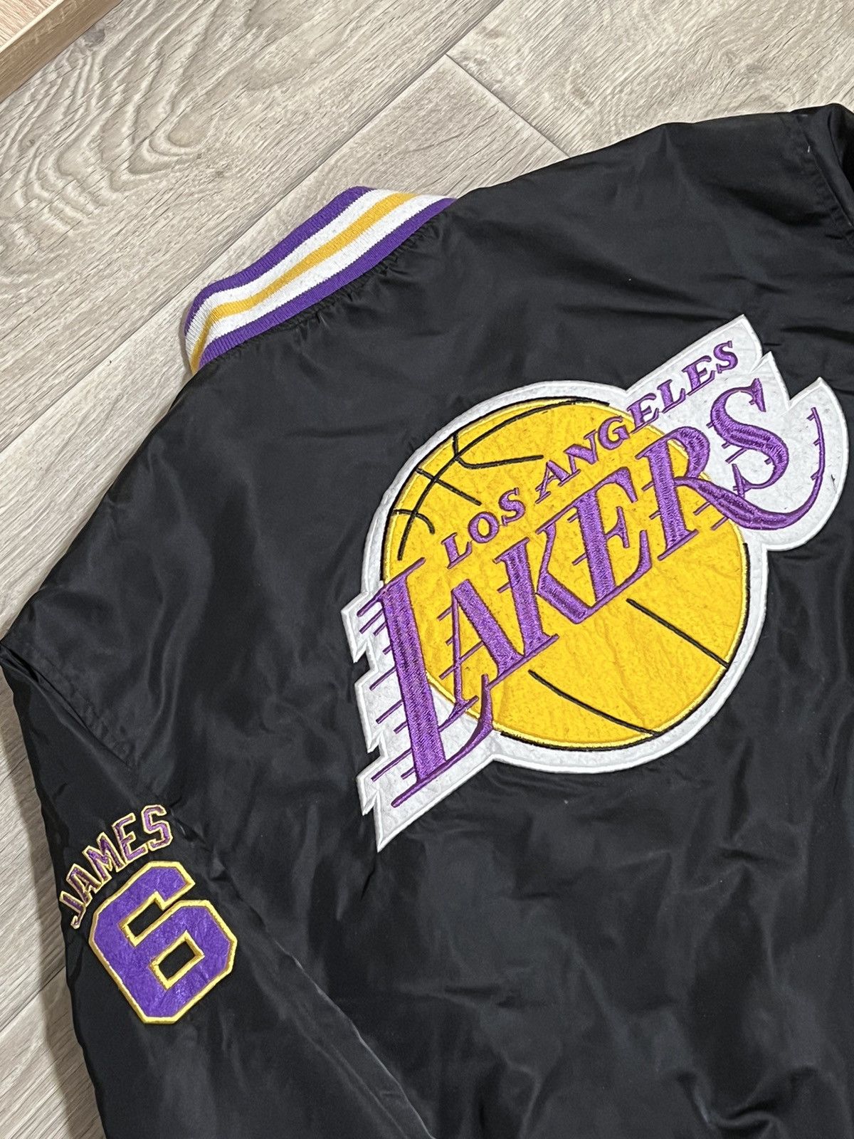 NBA × Vintage Vintage Lakers Varsity light bomber Jacket Size US S / EU 44-46 / 1 - 4 Thumbnail