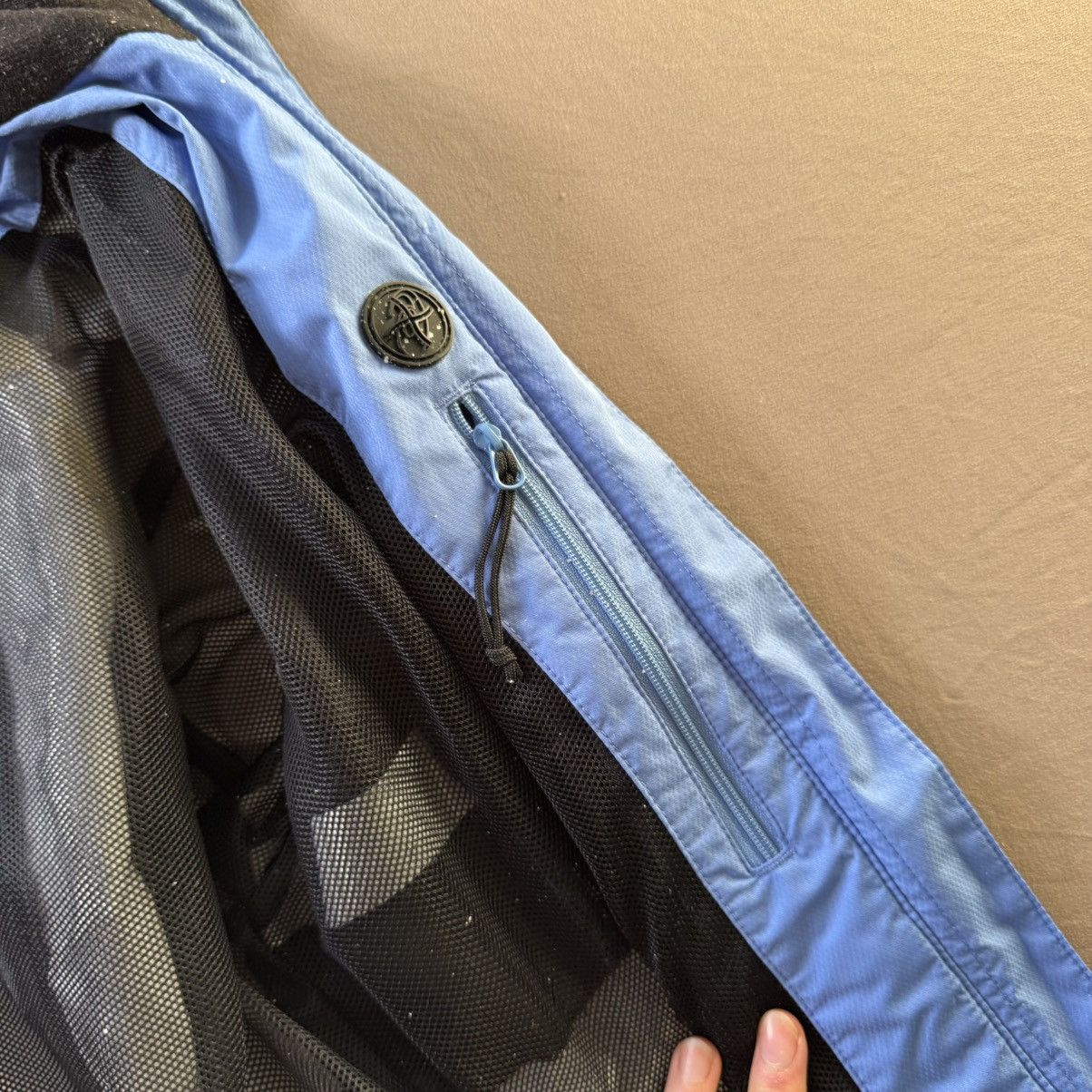 Asics Asics Stormshelter Waterproof Windbreaker Jacket Size S / US 4 / IT 40 - 9 Thumbnail