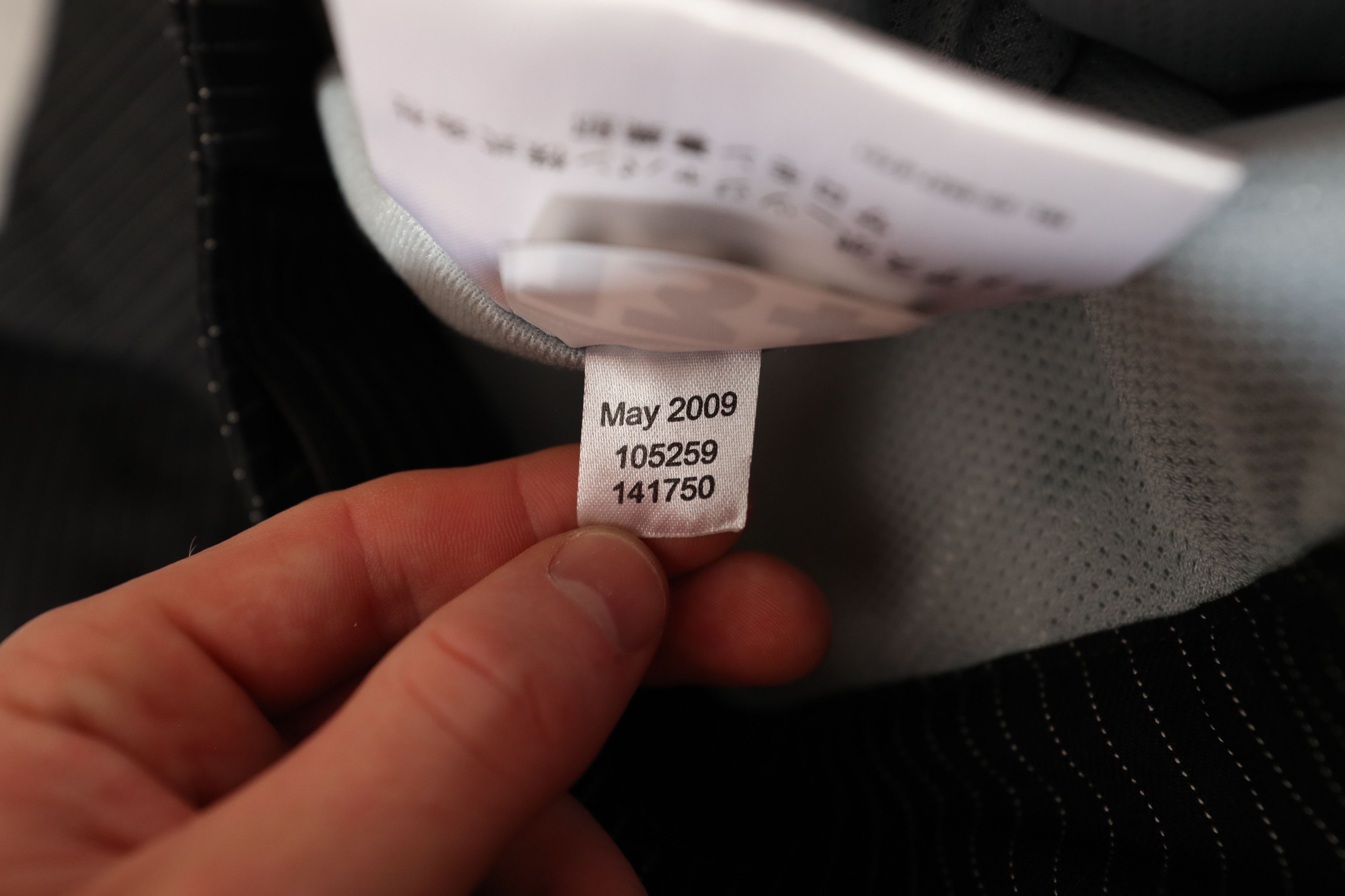 Bonfire Outerwear Bonfire ARC Classic Fit Black Striped Snow Pants 2009 (M) Size US 32 / EU 48 - 16 Thumbnail