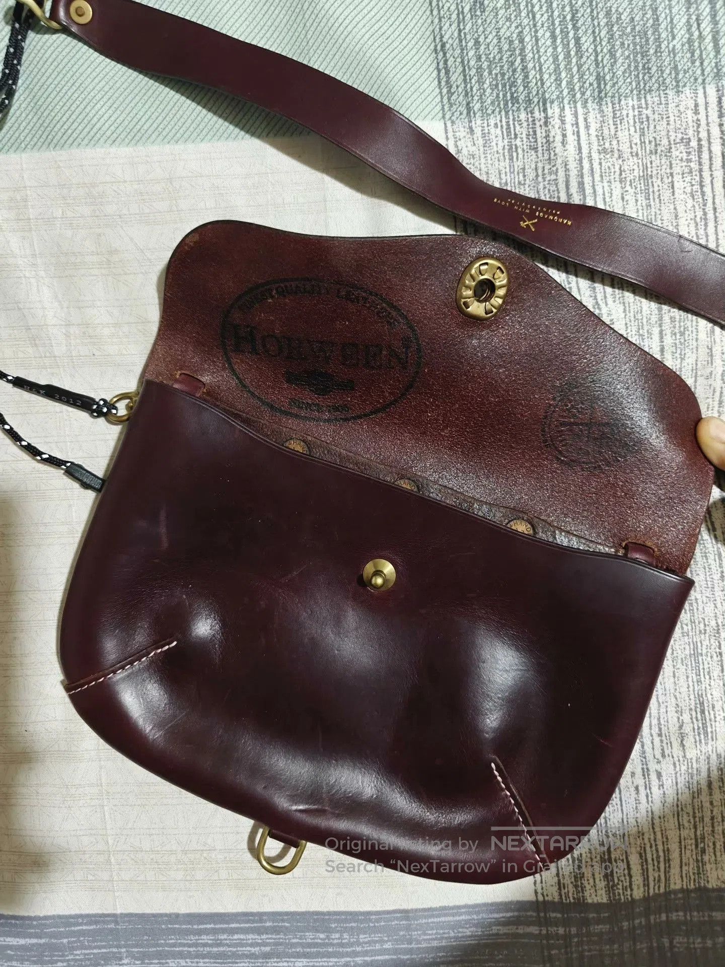 Thread Workshop HK Workshop Horween Leather Crossbody Walkbag. Size ONE SIZE - 3 Thumbnail