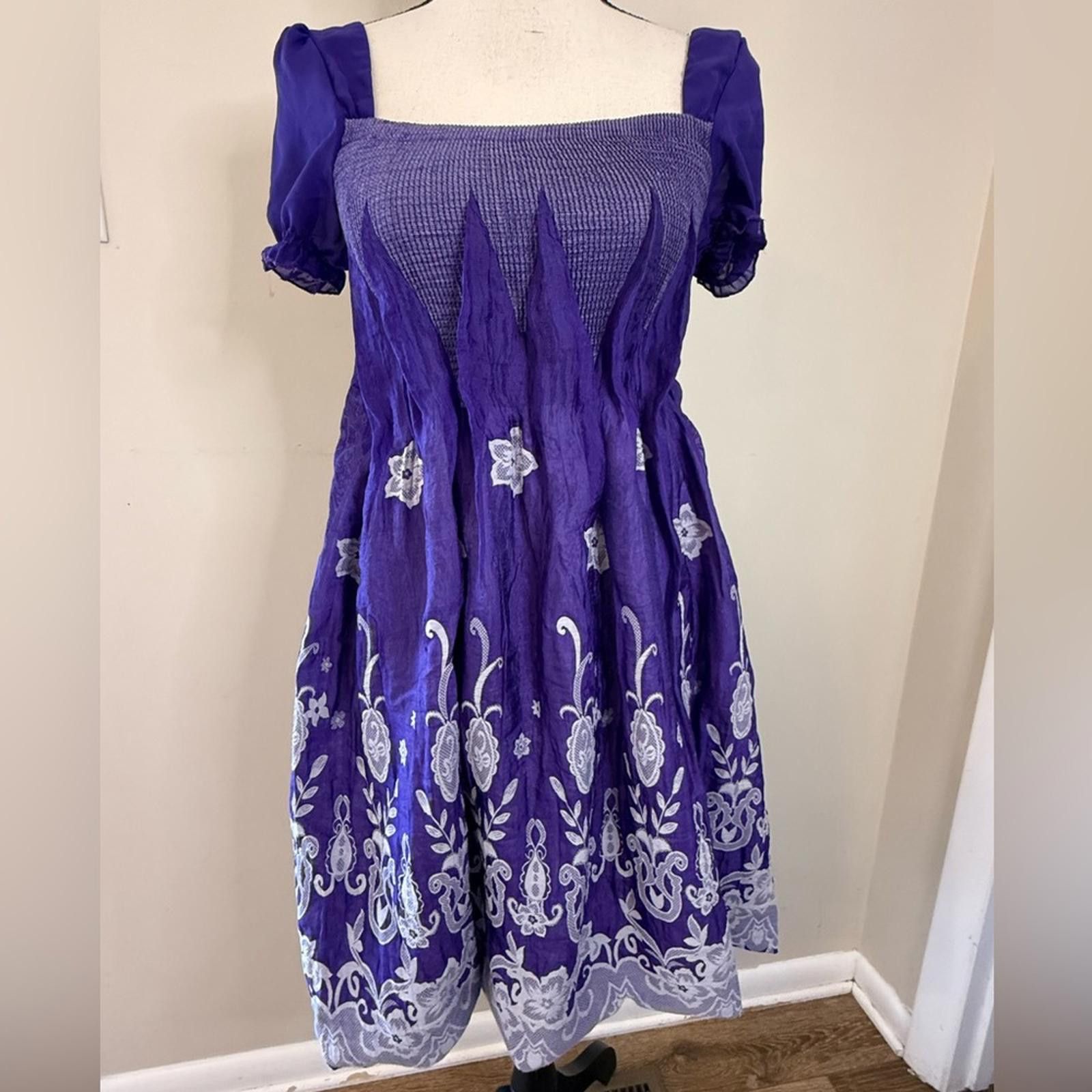 Other MOA purple embroidered floral pleated midi dress SZ 6 Size M / US 6-8 / IT 42-44 - 1 Thumbnail