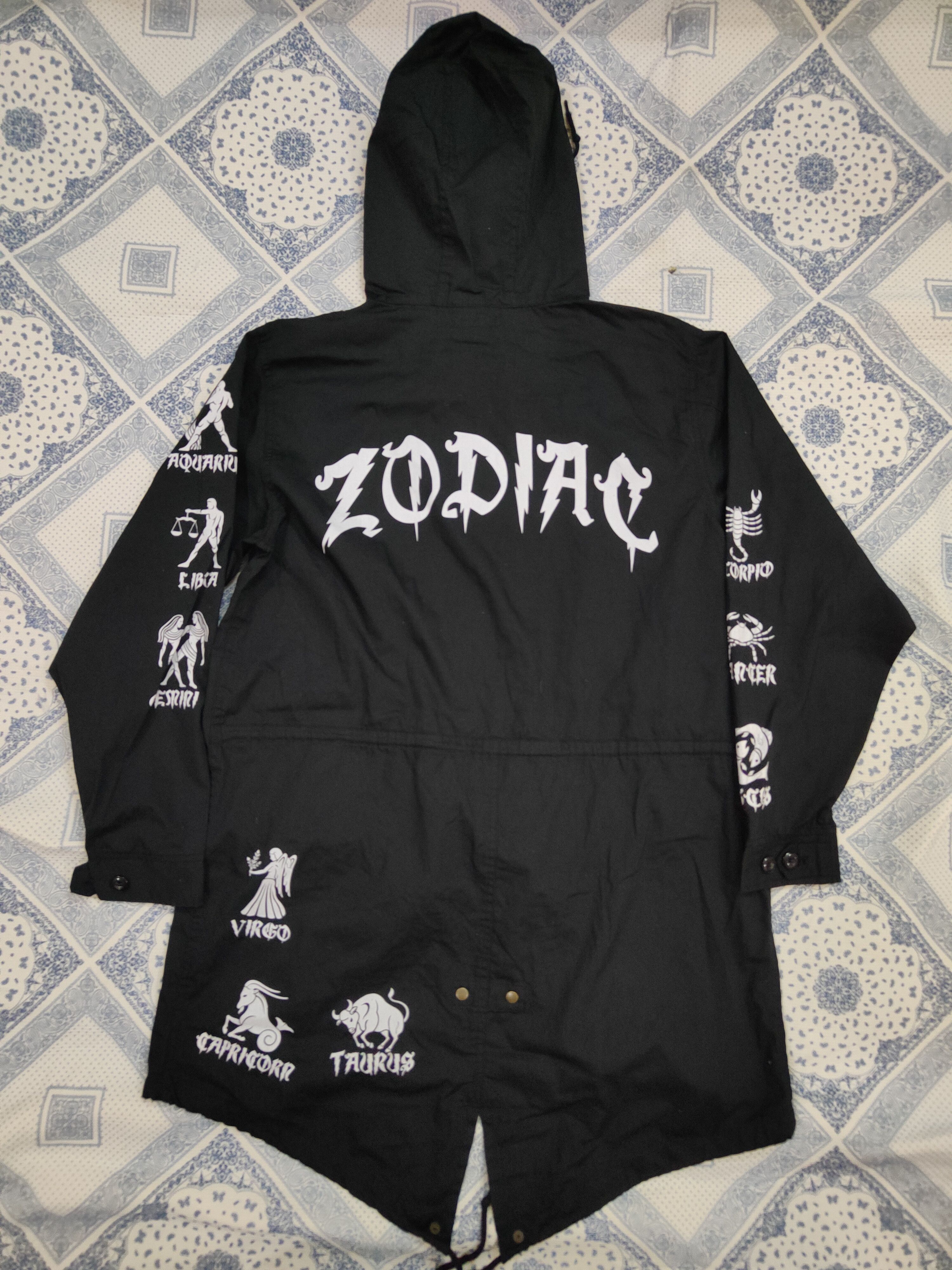 Japanese Brand Poltergeist Fishtail Parka by Milk Boy Size US L / EU 52-54 / 3 - 1 Thumbnail