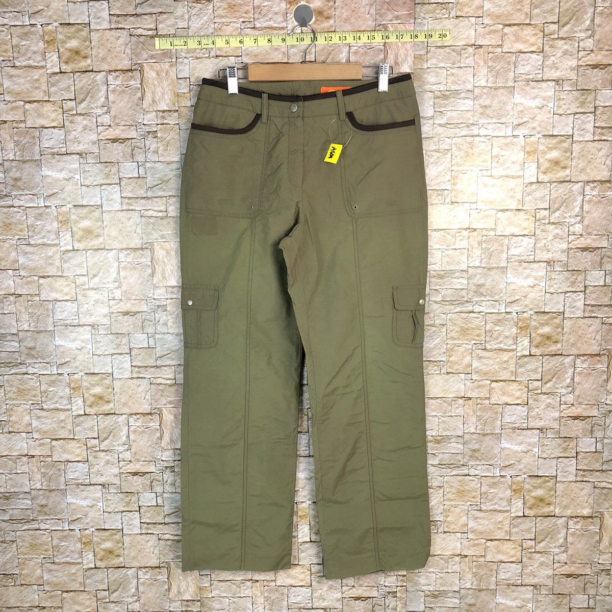 Japanese Brand All Ror You Green Cargo Multipocket Pants #A604 Size 28" / US 6 / IT 42 - 1 Thumbnail