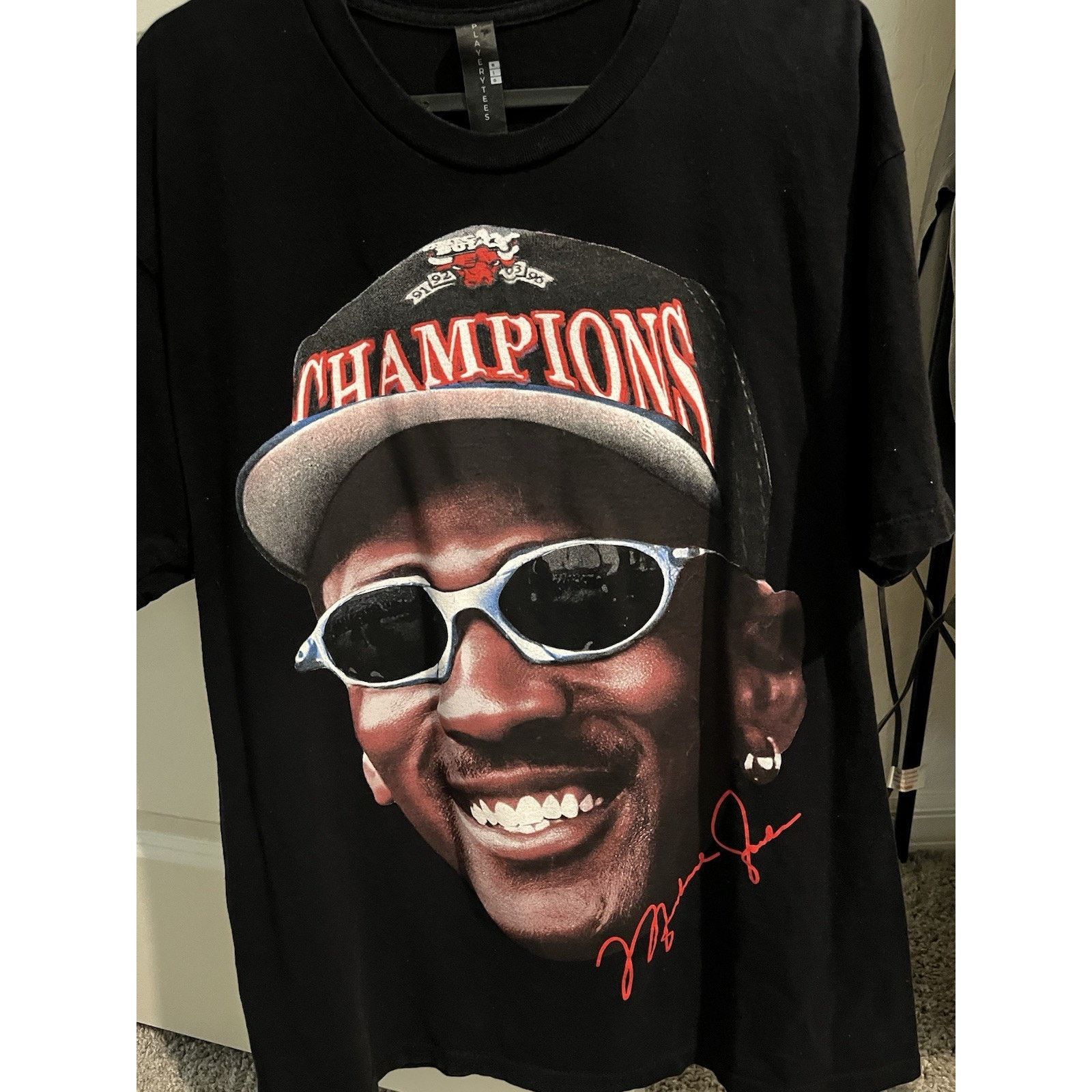 Other Michael Jordan Champions Graphic T Shirt Men's Large Bulls Size US L / EU 52-54 / 3 - 5 Thumbnail
