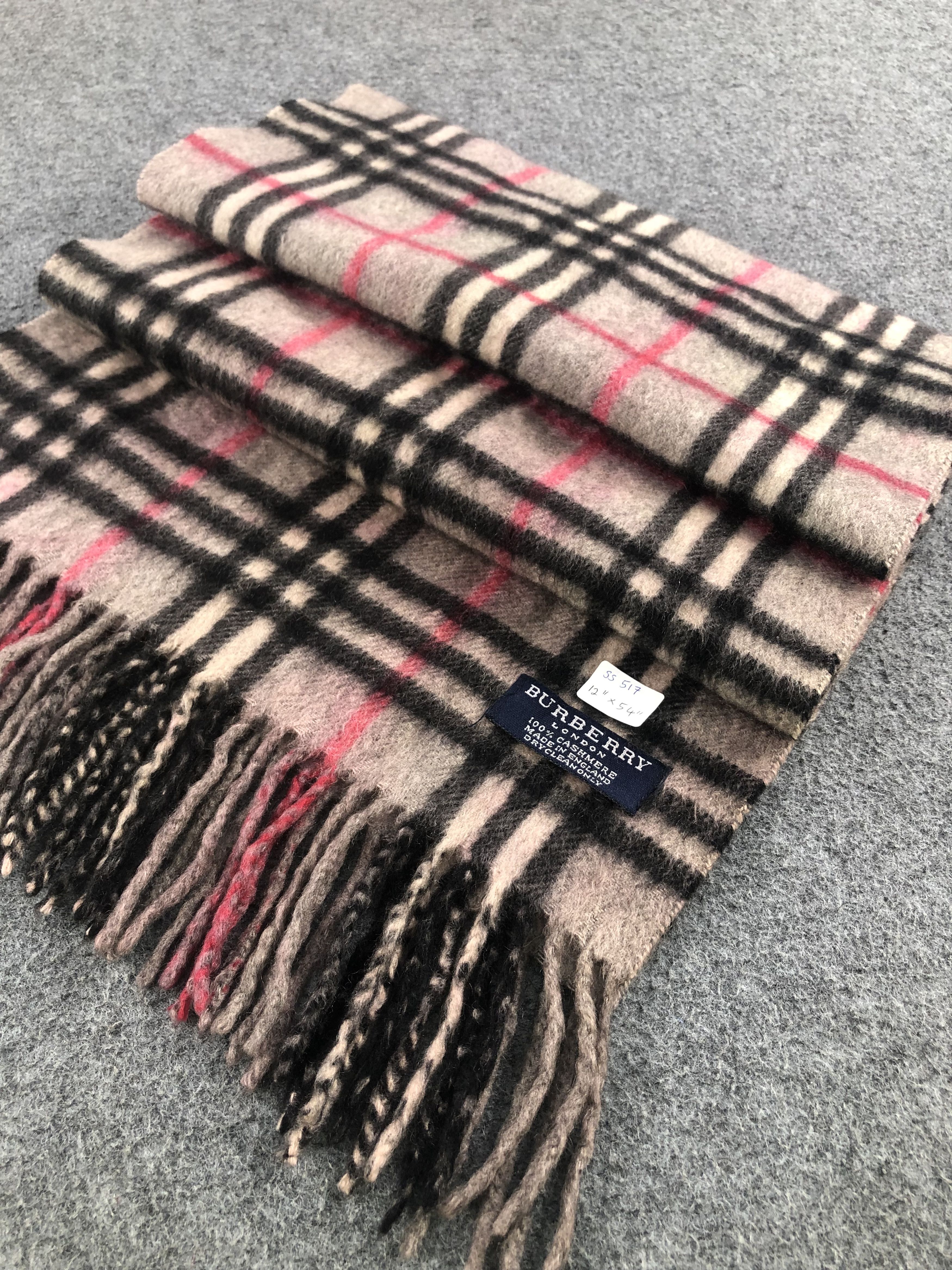 Burberry Burberry Nova Check Scarf / Muffler / Neckwear Size ONE SIZE - 3 Thumbnail