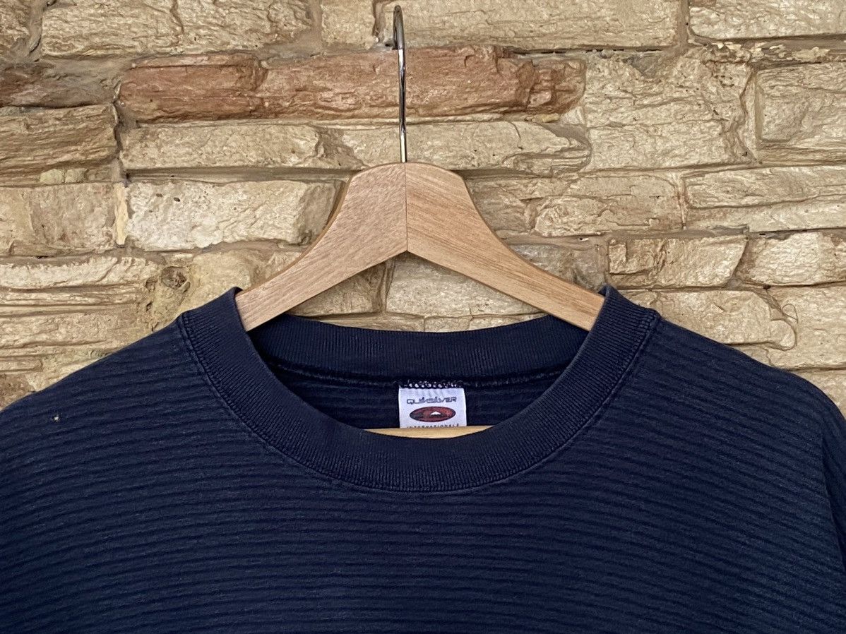 Vintage Vintage 90s Quiksilver Stripes Surfing Tees Size US L / EU 52-54 / 3 - 3 Thumbnail