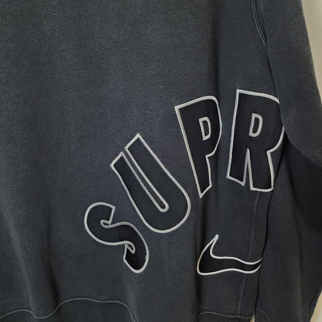 Nike Nike x supreme arc crewneck Size US L / EU 52-54 / 3 - 4 Thumbnail