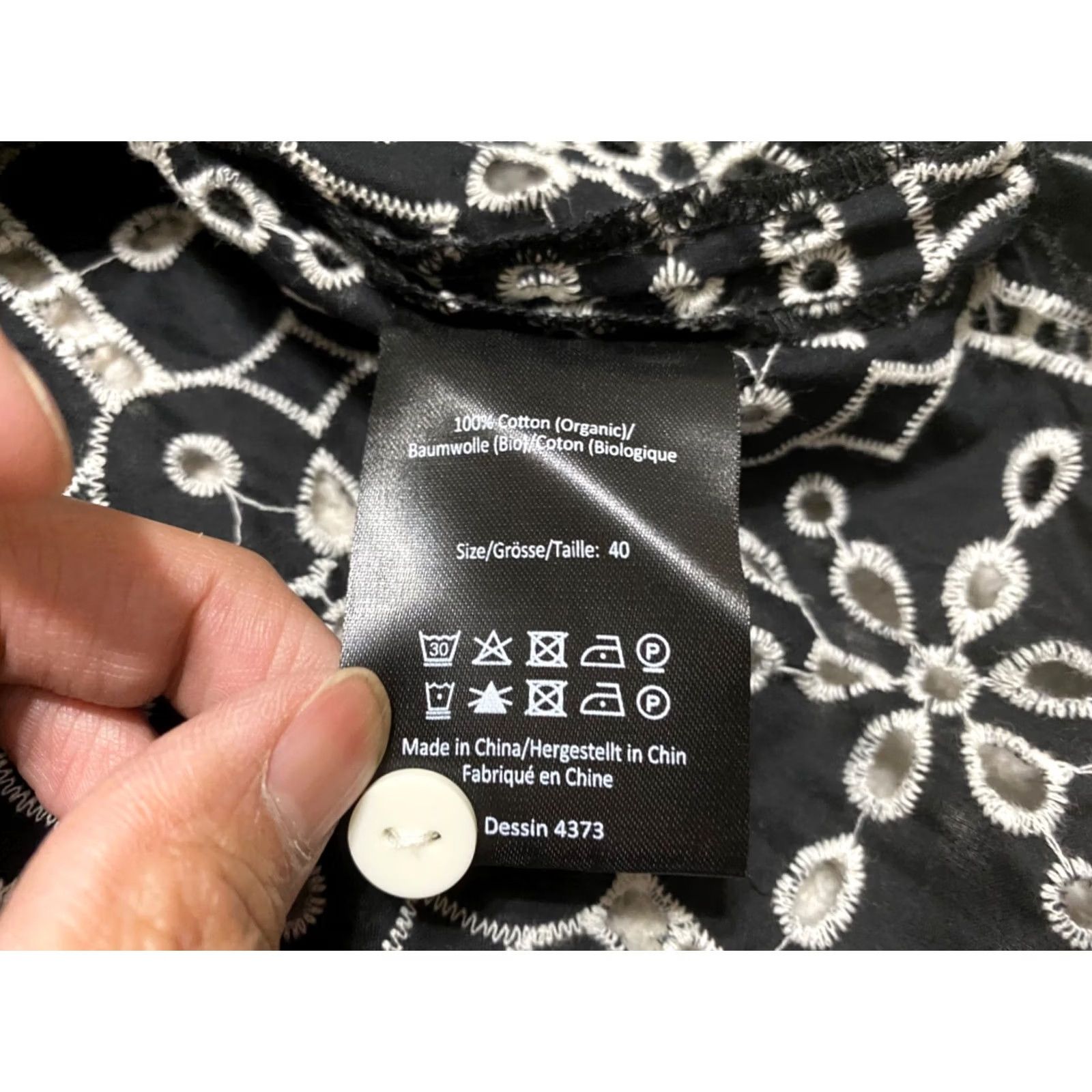 Baum und Pferdgarten Baum und Pferdgarten Shirt Womens sz 40 L/S Black Geometric Organic Cotton Blouse V-Neck Size S / US 4 / IT 40 - 6 Thumbnail