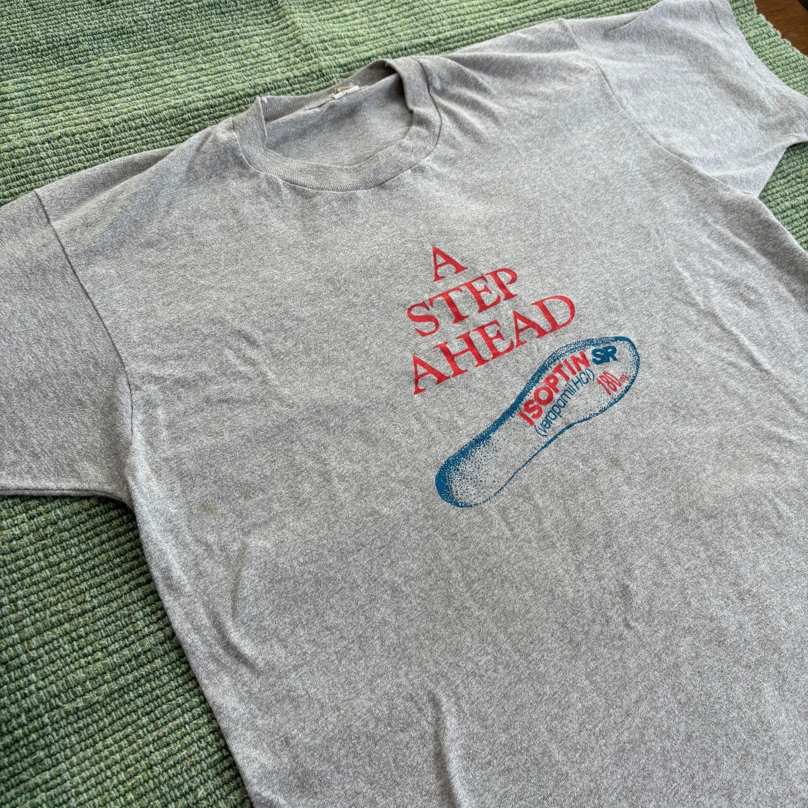 Other Vintage 1980s single stitched isoptin medication promo tee Size US L / EU 52-54 / 3 - 5 Thumbnail