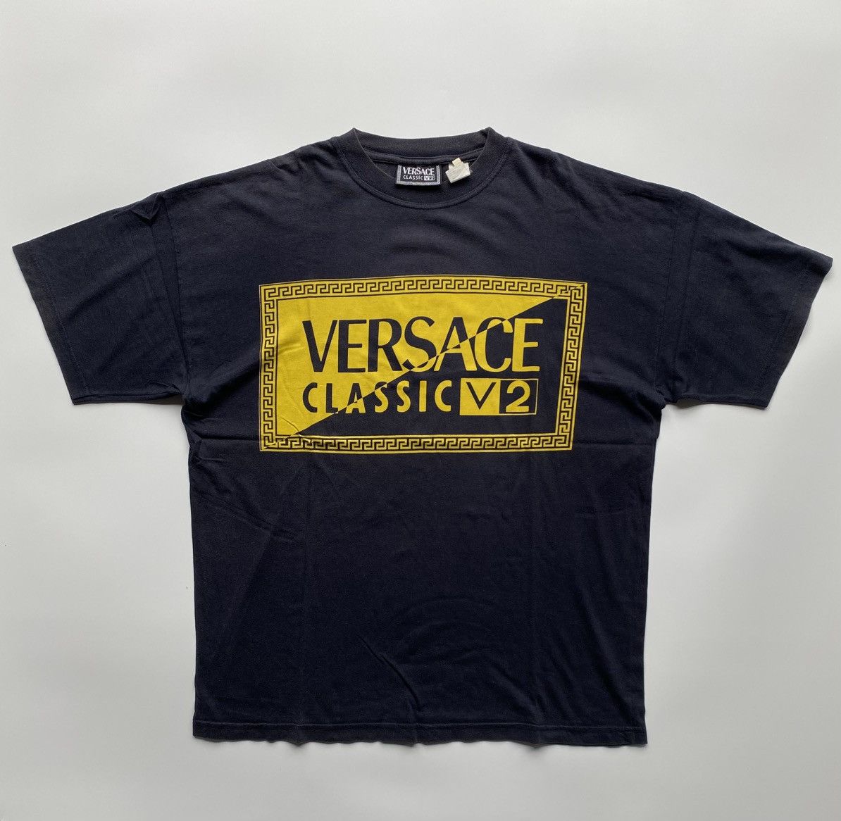 Versace VERSACE CLASSIC V2 Size US M / EU 48-50 / 2 - 1 Thumbnail