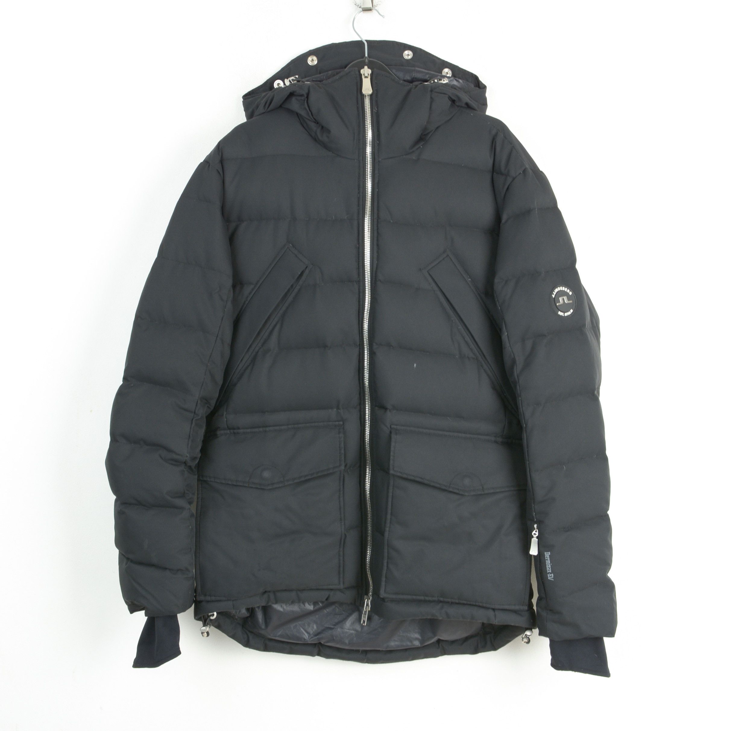 image of J Lindeberg x Lindberg Fairweather Dermizax-Ev Pertex Microlight Insulated Down in Black (Size Smal