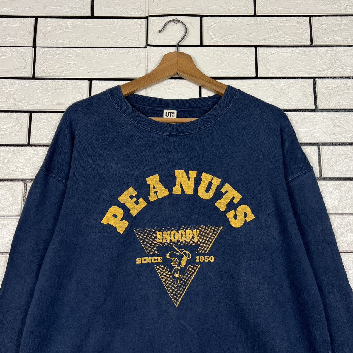Peanuts PEANUTS SNOOPY Big Logo Crewneck Sweatshirt #4252-C193 Size US M / EU 48-50 / 2 - 2 Thumbnail