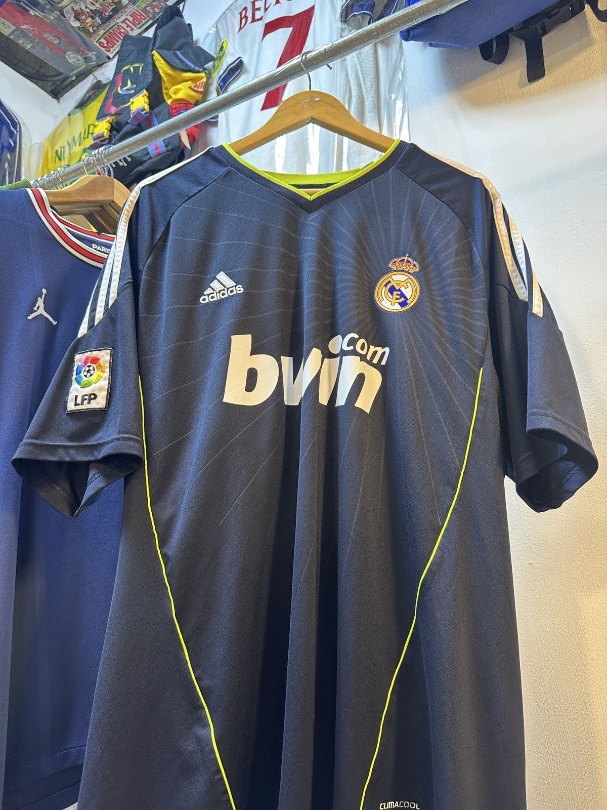 Adidas 2010-2011 Real Madrid Away Kit CR7 Size US XL / EU 56 / 4 - 3 Thumbnail