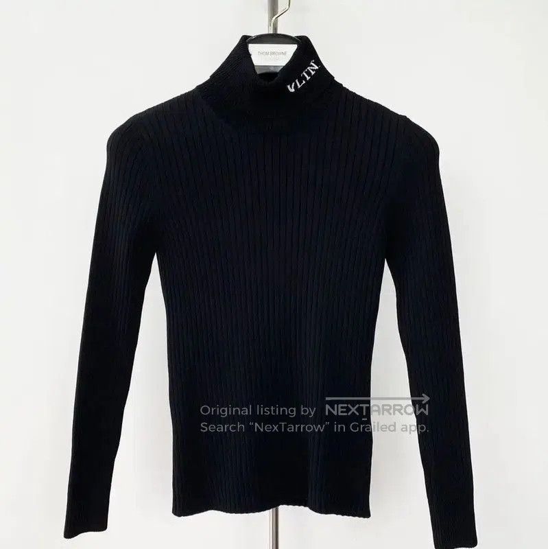 Valentino Valentino Black Wool Women's Pullover Sweater . Size S / US 4 / IT 40 - 1 Thumbnail